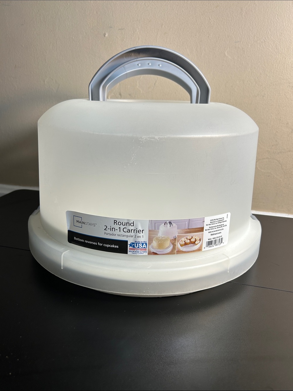 Mainstays White Round 2-in-1 Cake and Cupcake Transport Carrier with Gray Handle